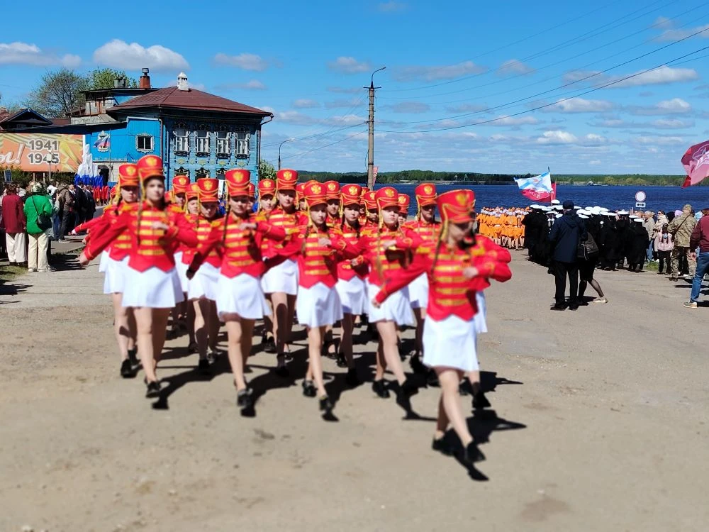 🎈🎇🎆 Парад Победы в Козьмодемьянске: юнармейцы почтили память героев  💯 9 мая в городе Козьмодемьянск