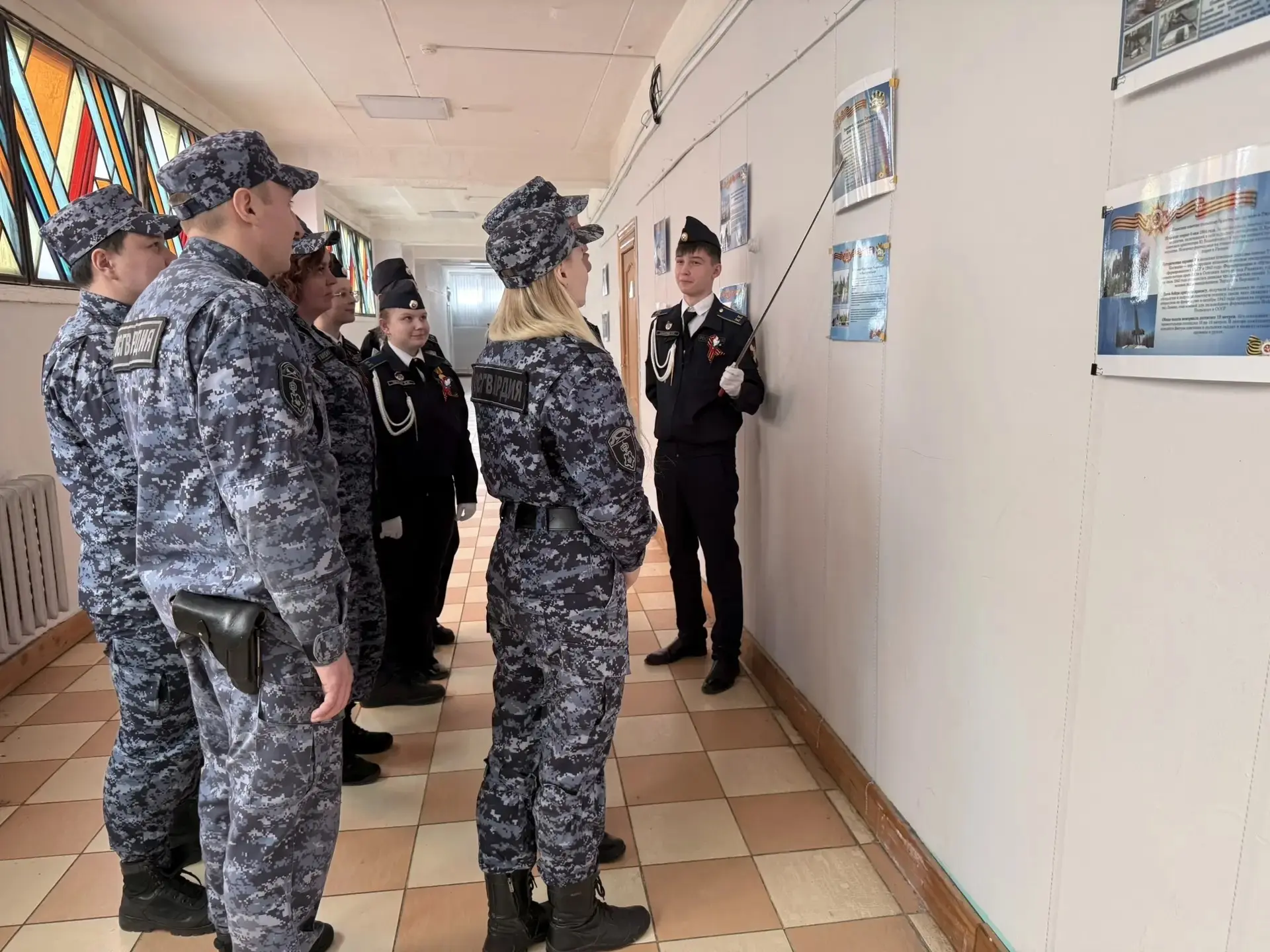 🇷🇺 Подольские кадеты Росгвардии провели необычную экскурсию для сотрудников ведомства  Ученики кадет
