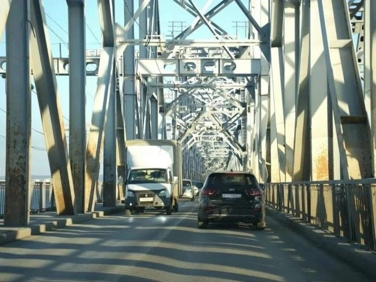 🌉 В эти выходные Императорский мост перекрывать не будут