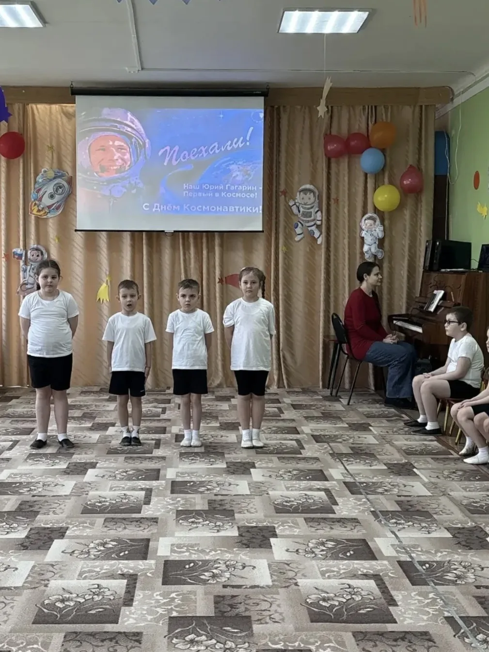 Ко Дню космонавтики 🚀