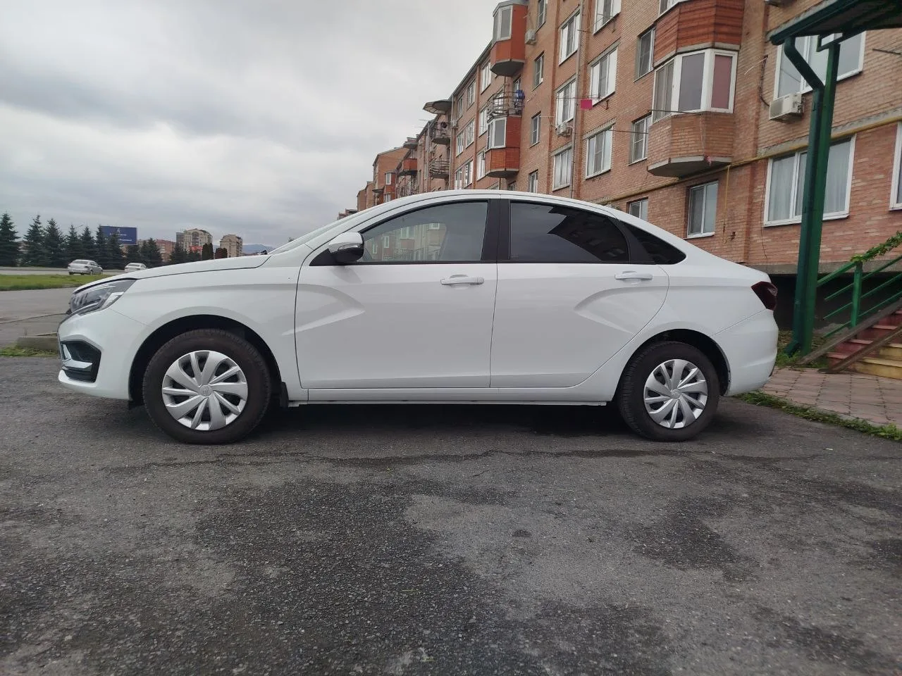 #Авторынок_Осетия
#продам_автомобиль
Состояние: Небитый
Марка: Лада
Модель: Веста
Год выпуска: 2023
