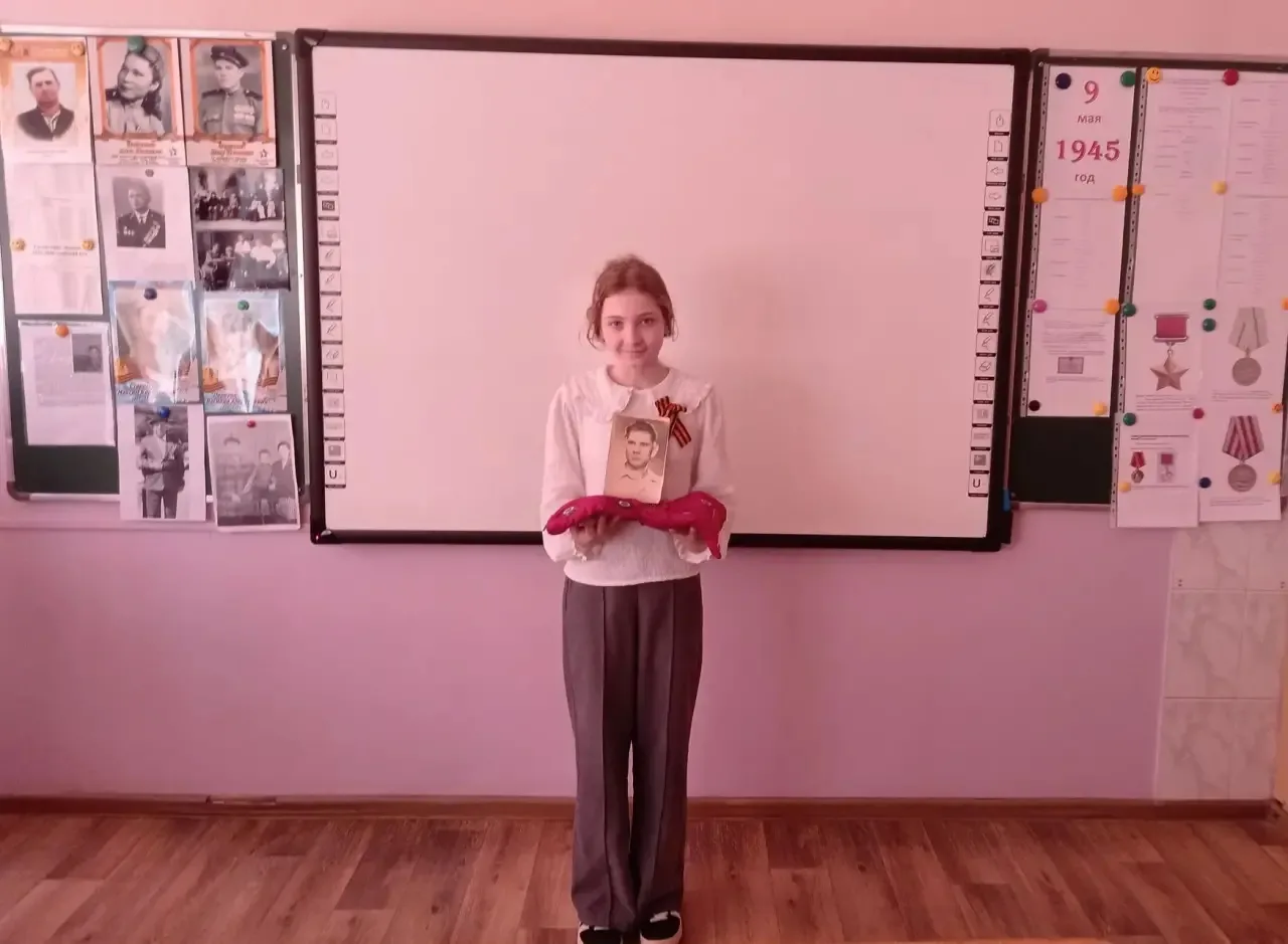 🌟 Урок памяти в 4 «Г»: семейные истории о Великой Победе 🌟  Сегодня в 4 «Г» классе прошёл особенный 