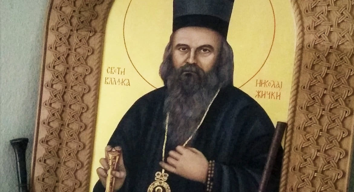 Ответ образованной верующей женщине, терпящей насмешки от близких.