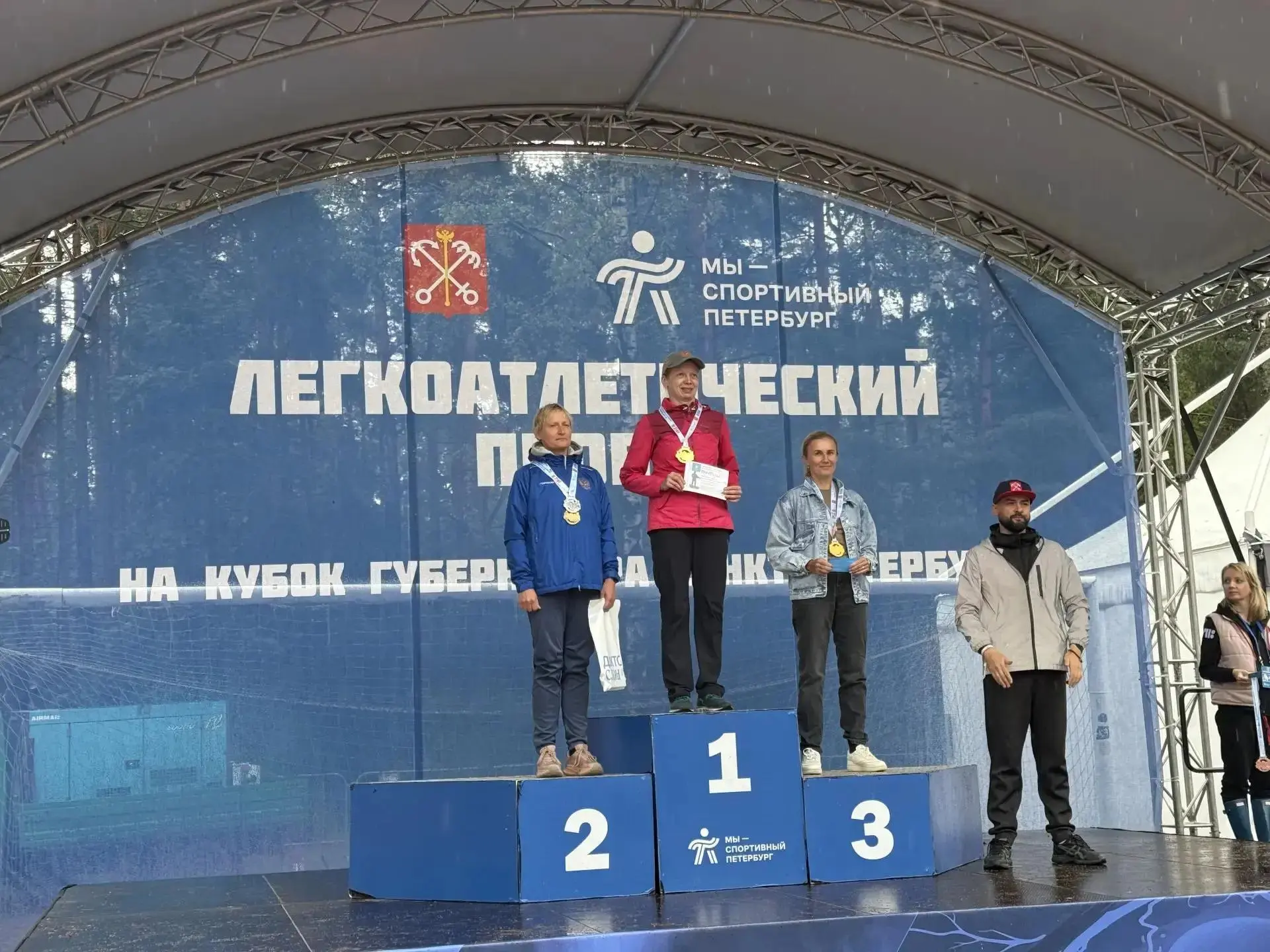 ⚡️ Скорость, характер и лавина наград! КЛБ «Красногвардеец» покоряет Кубок Губернатора!