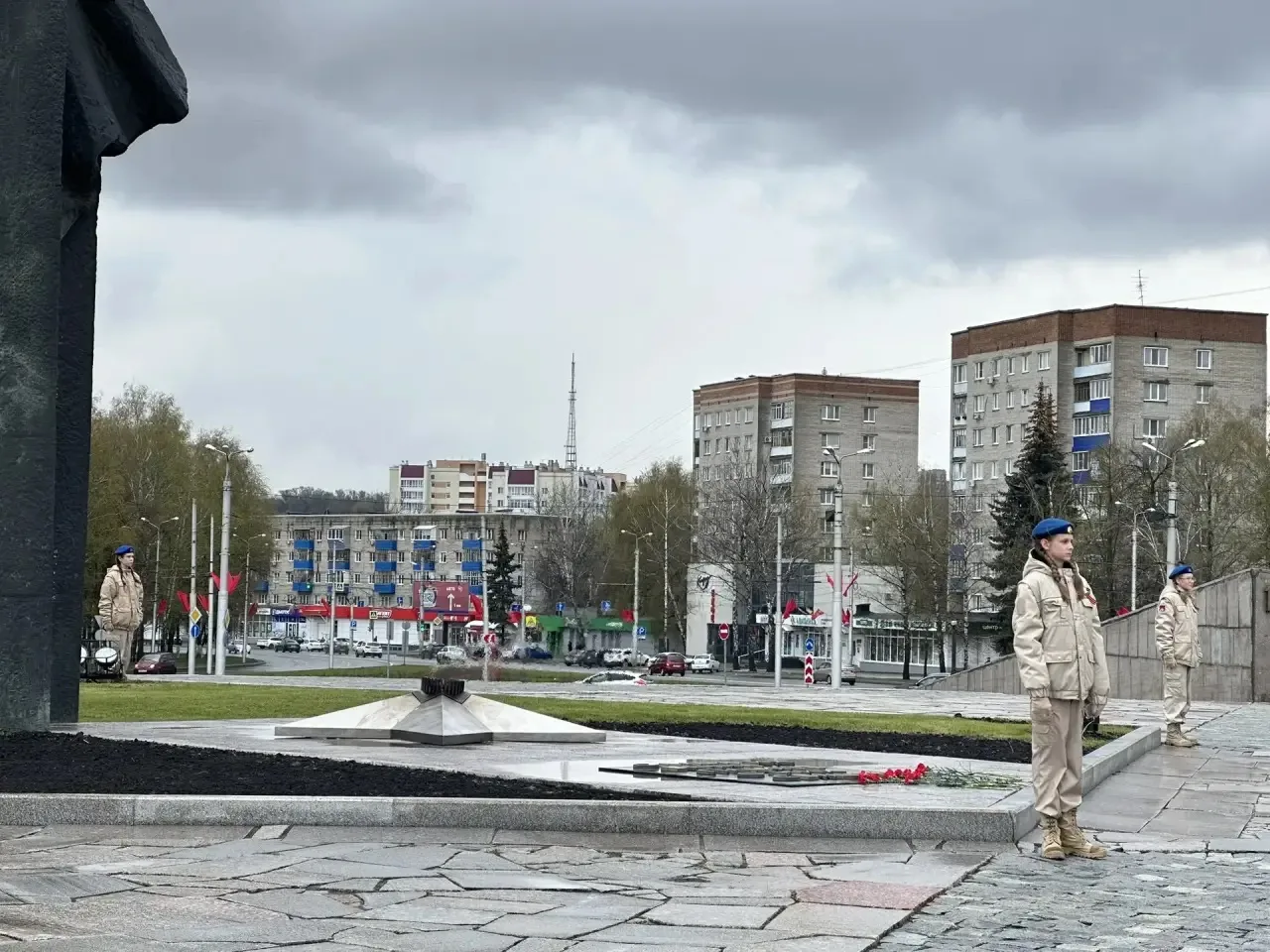 🇷🇺 Вахта памяти. Пост №1 🕯️  Пост №1 — это не просто место, это символ уважения, благодарности и веч