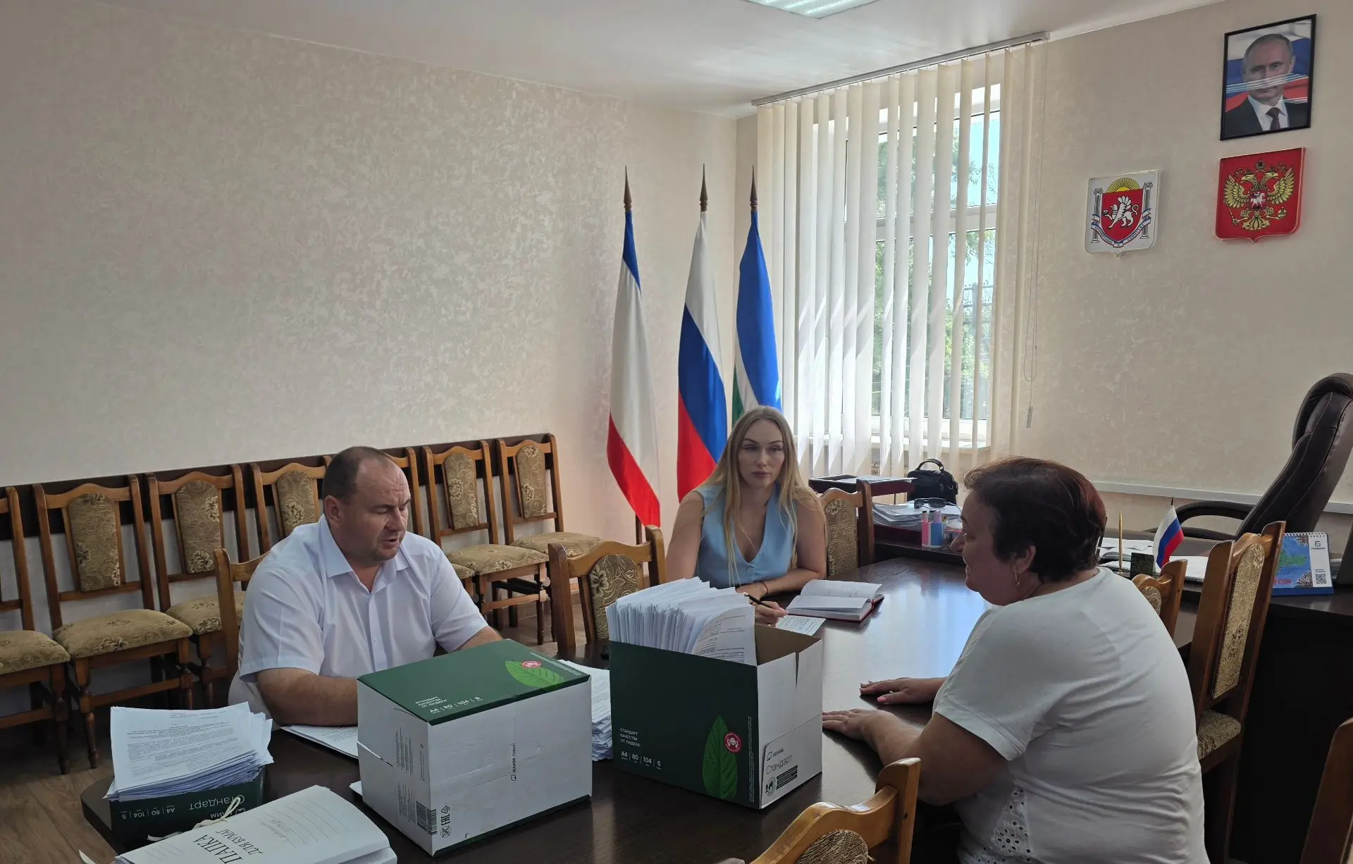 Глава Администрации Первомайского района Александр Соколовский провёл приём граждан. В ...