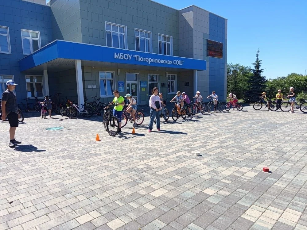 🚴 8 июня в пришкольном лагере "Солнечный" прошло соревнование велосипедистов «Безопасное колесо – 2