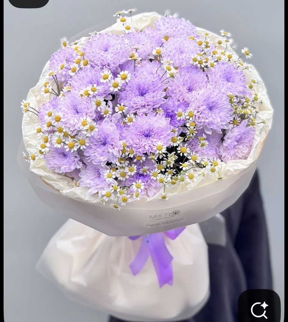 💐 Принимаем заказы на букеты к 1 сентября! 💐День знаний уже совсем близко, и мы хотим...