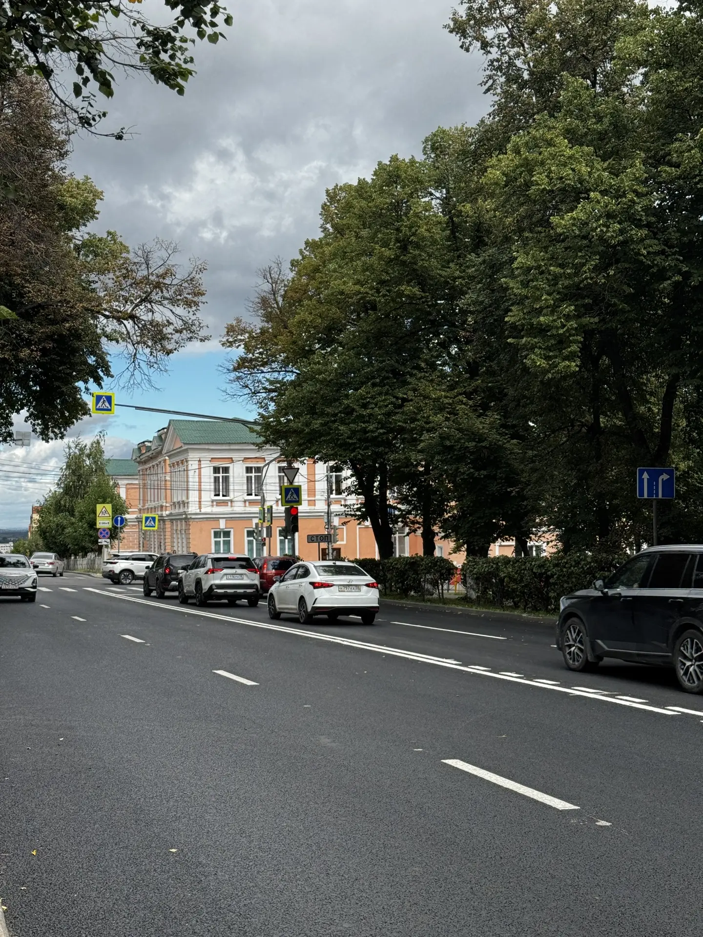 Посмотрите какие дороги в Пензе. И так практически все улицы выглядят