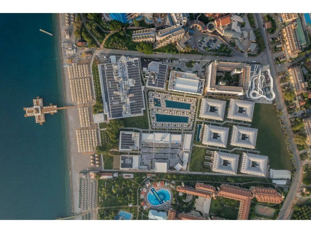 209 000 ₽ вместо 350 000: как поймать Swandor 5* в октябре по цене прошлого года 

Бархатный сезон в