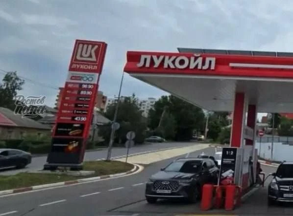 В Ростове сняли лимит на бензин

В Ростове-на-Дону отменили ограничения на продажу топлива, действов