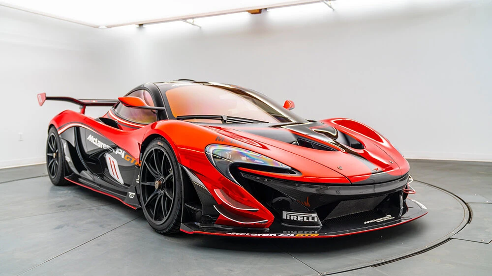 McLaren P1 GTR — это бескомпромиссный трековый гиперкар , созданный британской маркой M...