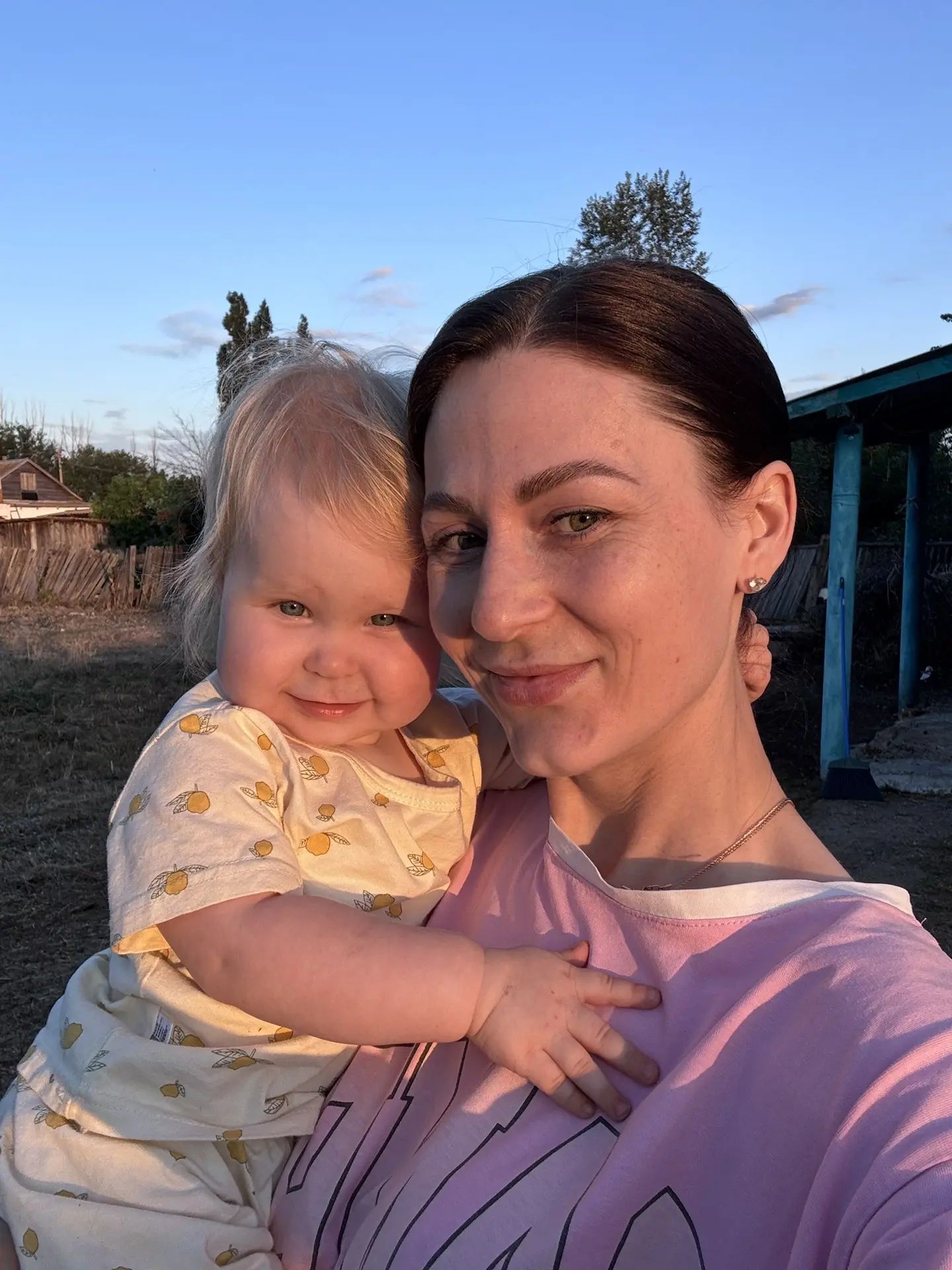Доброе утро, девочки🌸

Про питание Василисы👇🏻

Сейчас она полностью на общем столе. Прикорм я нач
