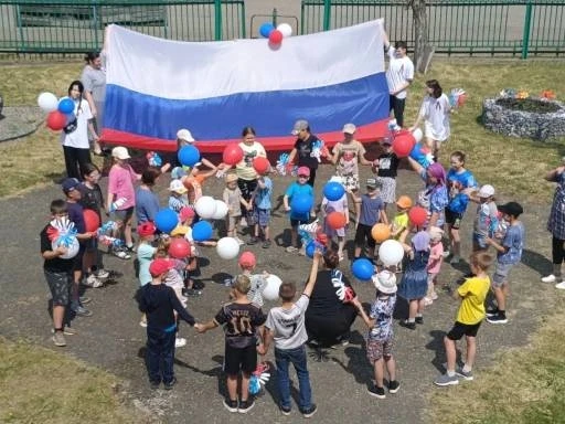 🇷🇺Единый порыв: Мы — Россия!🇷🇺
12 июня наша страна отмечает один из самых значимых государственн