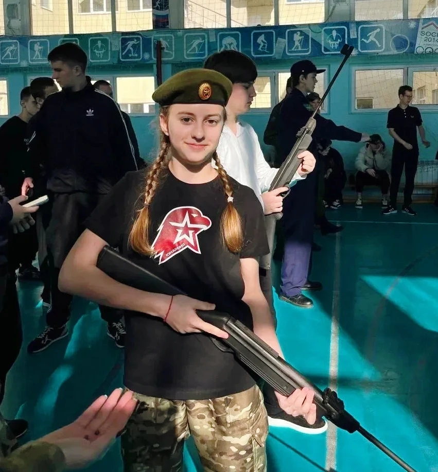 На старт, внимание, марш! 🏁  Воспитанники нашего клуба и юнармейцы отряда специального назначения «Л