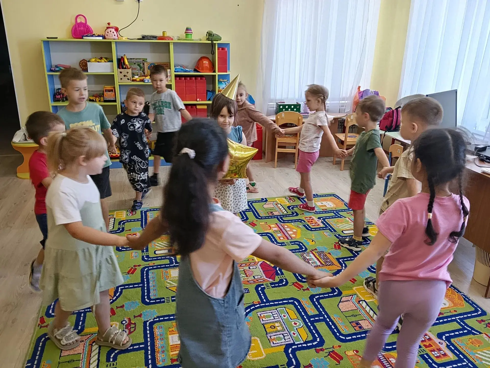 Группа "Искорки " поздравляет Женечку с днём рождения.