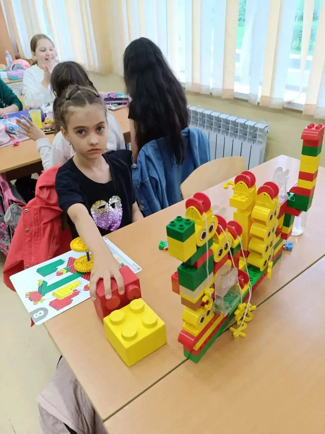 🐢 Черепахи, походы и крокодилы: как проходят дни в школьном лагере

Каждый день в нашем школьном ла