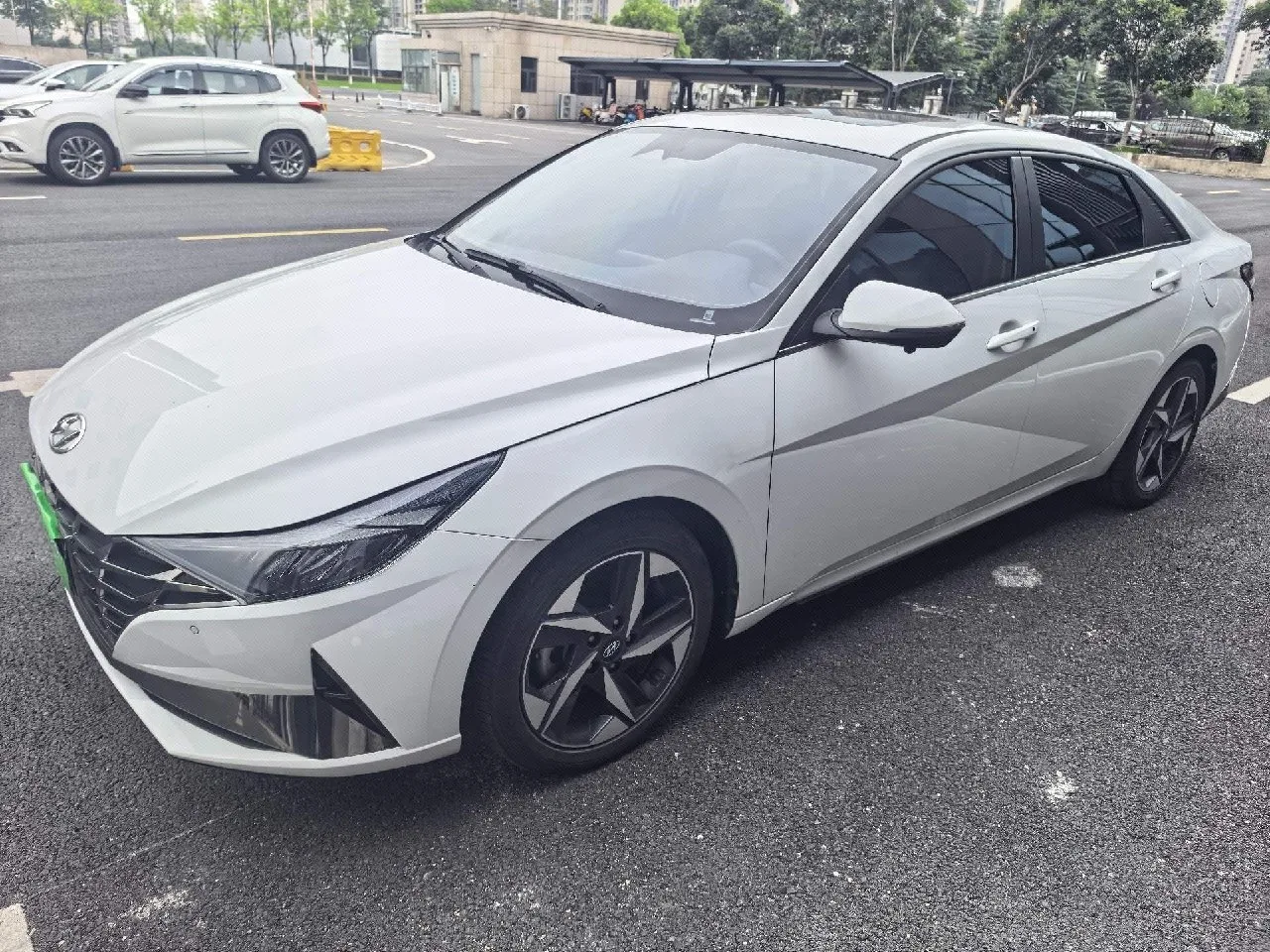 🔥 Hyundai Elantra 2022 года (седан) — комплектация «TOP» (флагманская версия), двигате...