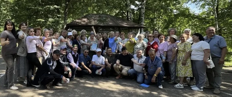 Забота о ветеранах — наша добрая традиция! 💚

17 июня в спортивно-развлекательном комплексе «Снежин