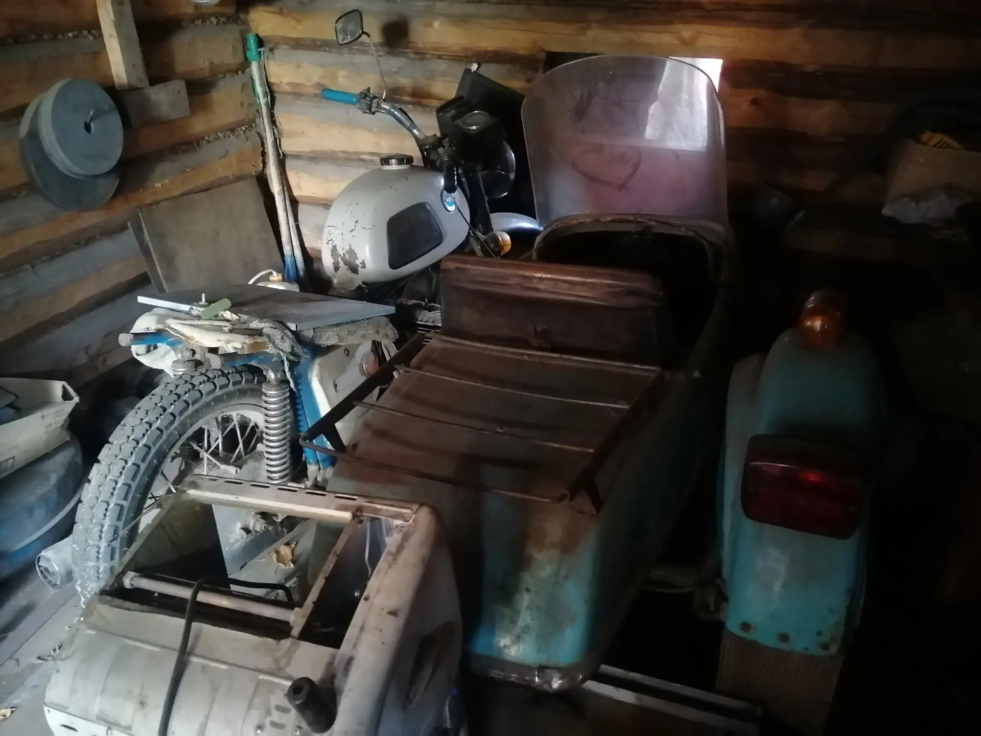 продам советский мотоцикл, на запчасти или восстановление, цена договорная