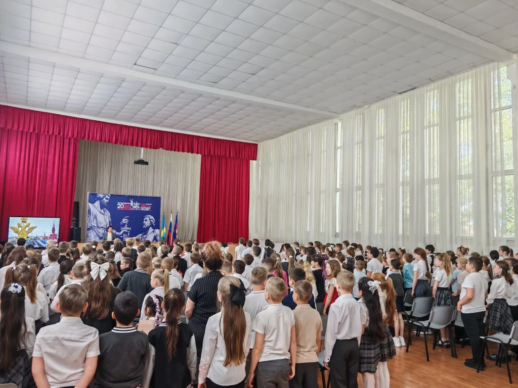 🌞 До свидания, учебный год! Здравствуй, лето!  Сегодня для наших вторых и 3 «Д» классов  прозвенел п