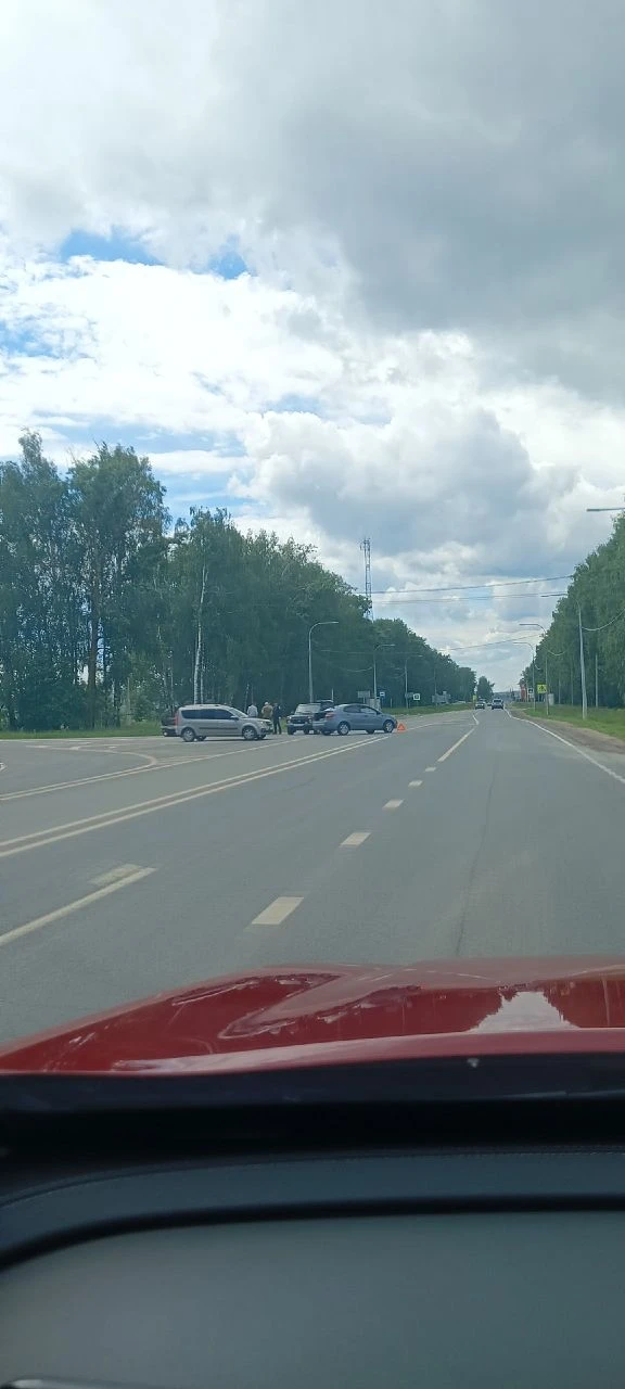Авария на перекрестке, ул. Арзамасская, поворот на мкр, "Дивеевская сторона"