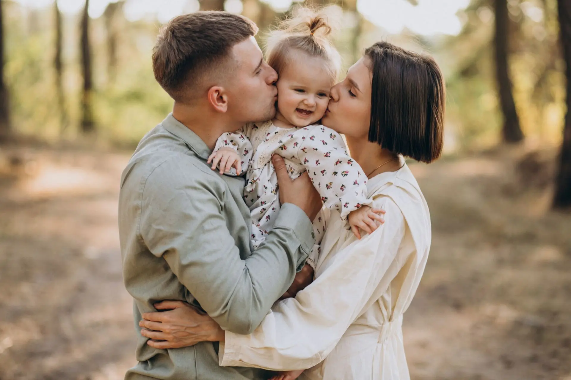 👨‍👩‍👧‍👦 Более 6 млрд. рублей на поддержку семей с детьми: какие выплаты доступны жи...