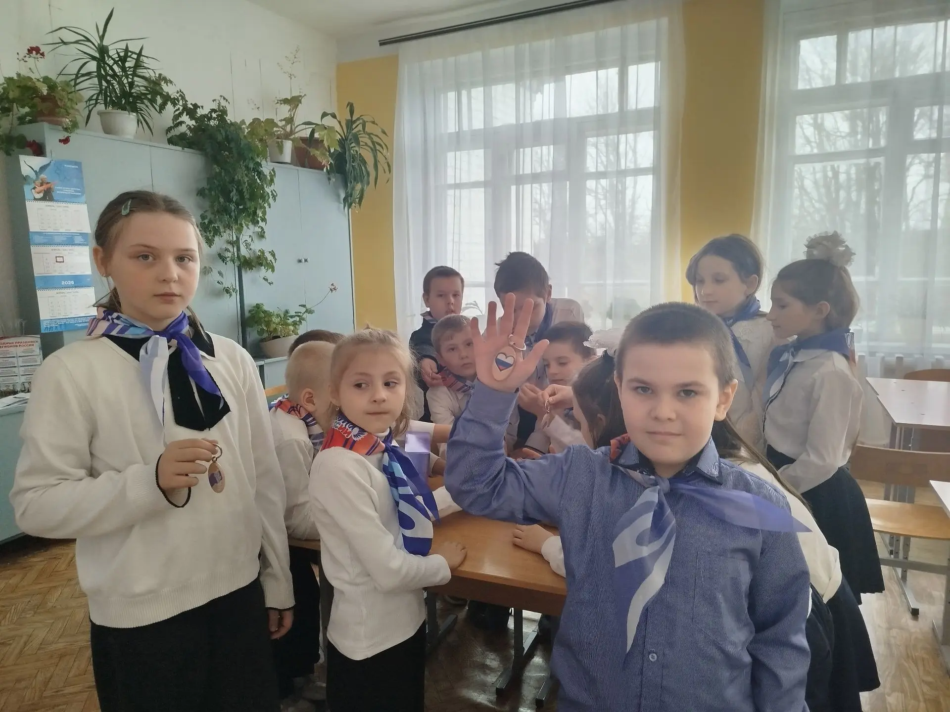 Юные активисты нашей школы, участники программы "Орлята России", присоединились  к акци...