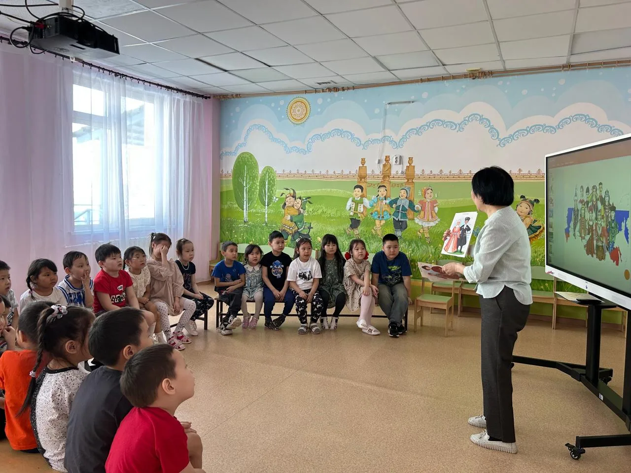 В рамках МПЗ проводилась  в группе "Кустук" квест- игра по нравственно- патриотическому воспитанию "