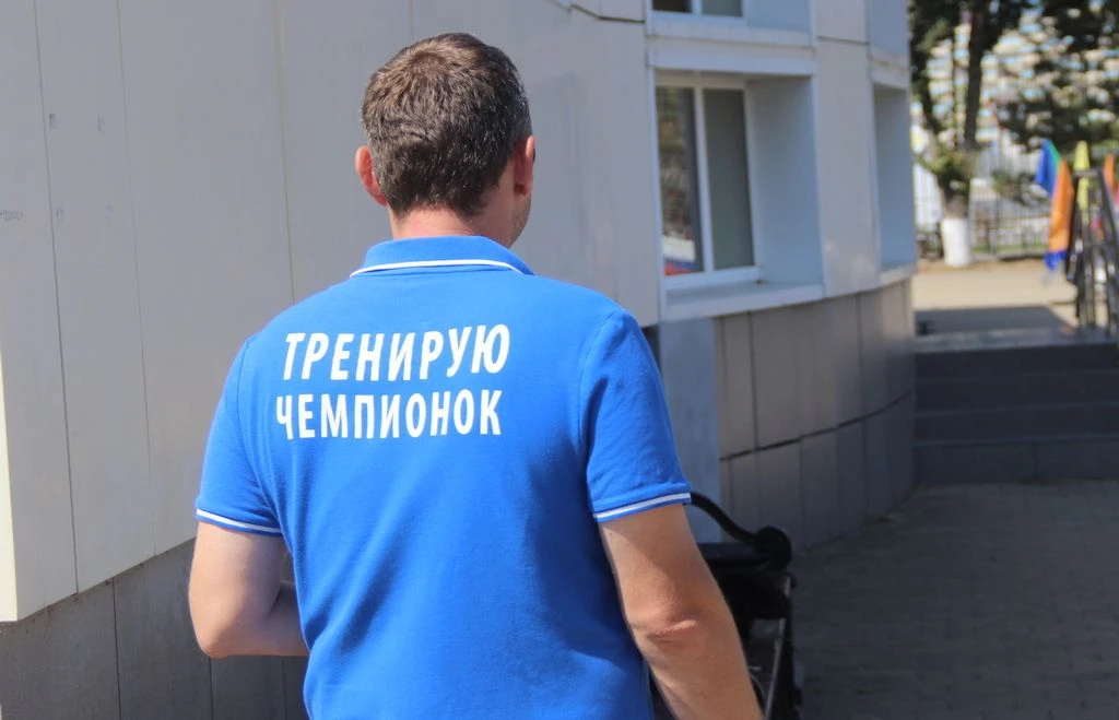 КАК НАШИ ДЕВОЧКИ ЛЕТО ПРОВОЖАЛИ...