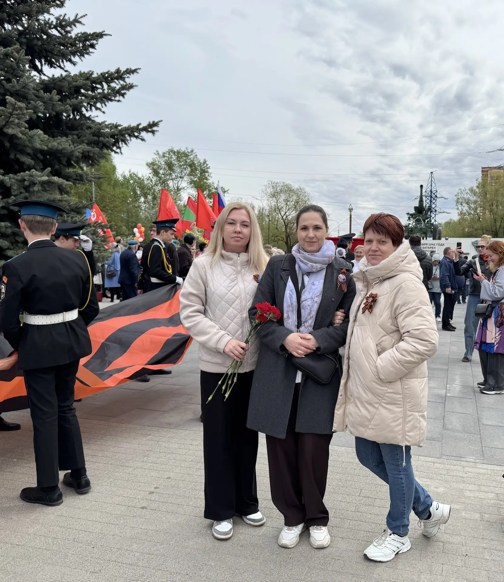Память сердца: наша школа у «Зенитного орудия» 🎗️🕊️  9 мая, в День Победы, кадетский класс, юнармейц