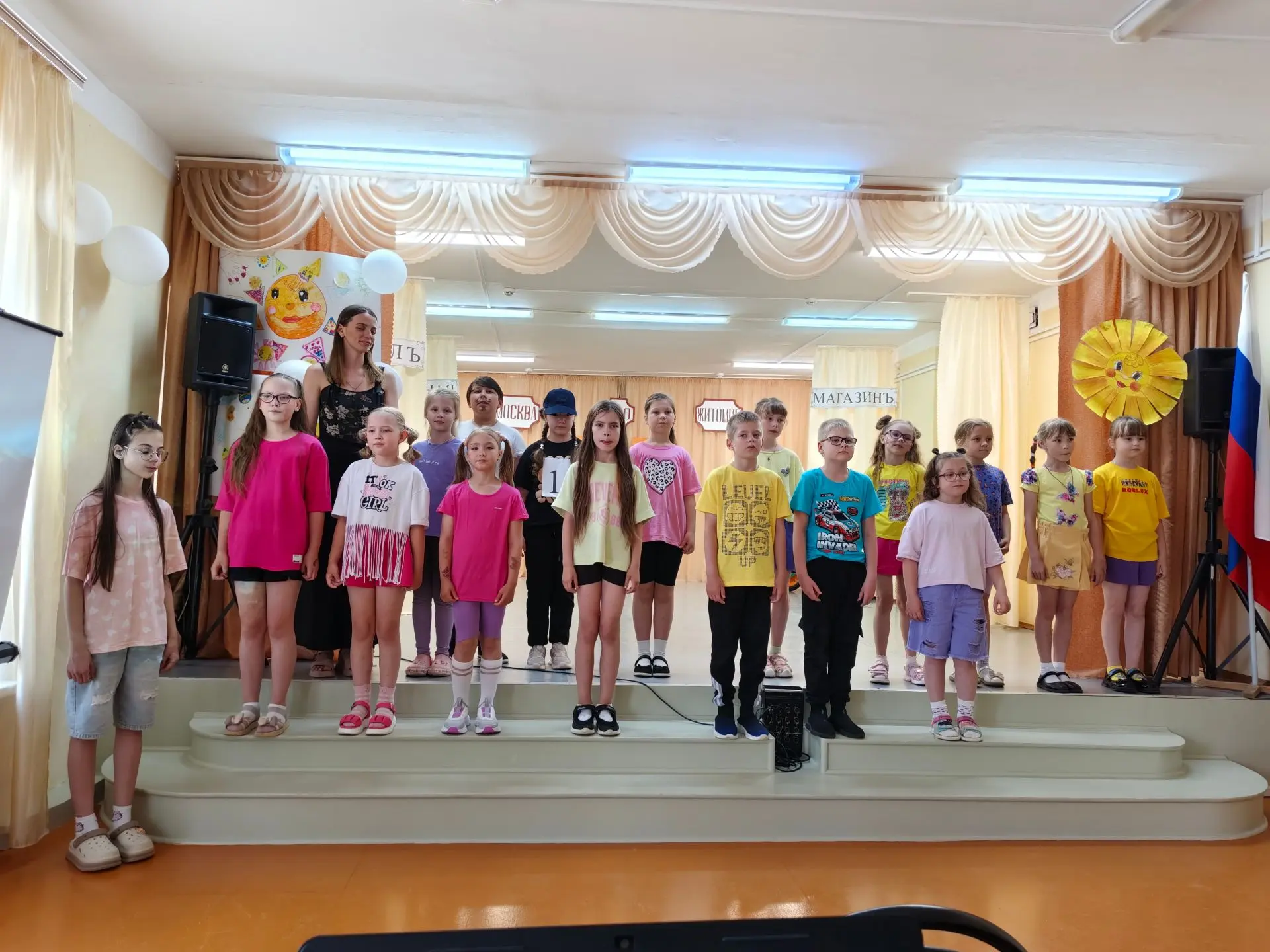 ✨ «Содружество муз». Заключительный день
⁣
🎭 По традиции участники лагеря дают представление на сце