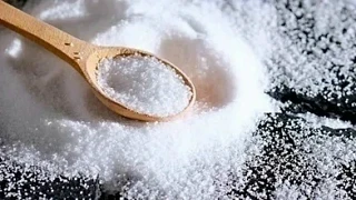 🧂СОЛЬ-ТАЛИСМАН 

Перед выходом из дома насыпьте себе на макушку чуточку соли со словами:
 
"Как сол