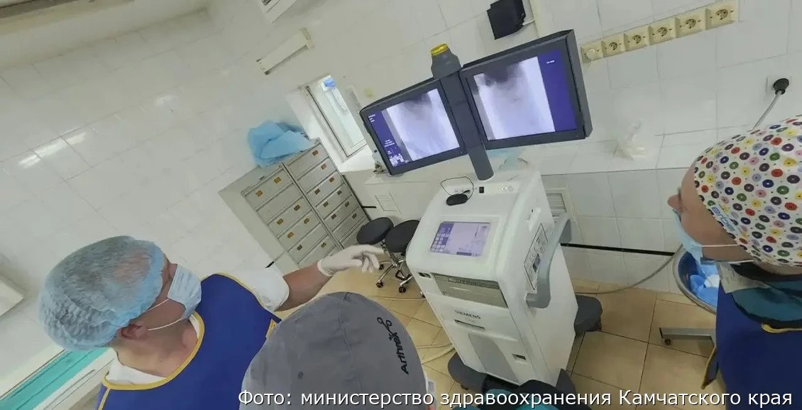 Травматолог из Москвы провёл на Камчатке несколько сложных операций детям