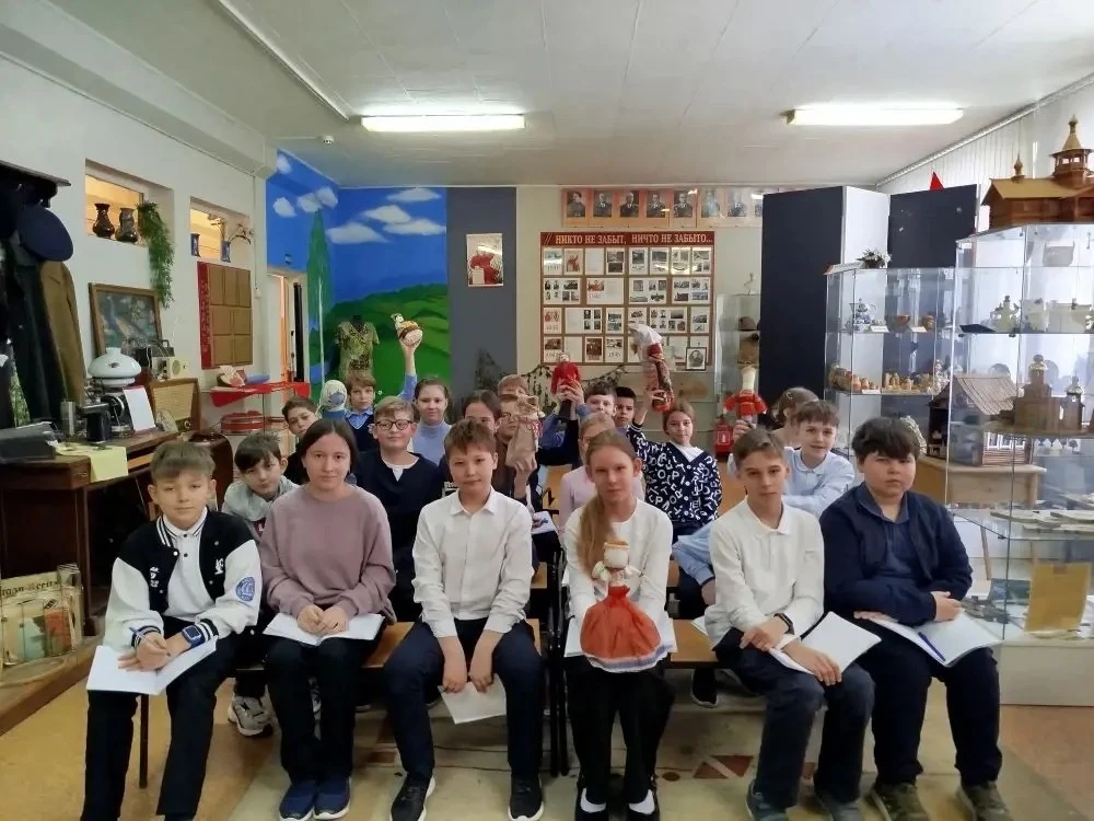 Урок истории в школьном музее!   🥰 Традиционно тему «Культура и быт в Древней Руси» ученики 6 классо