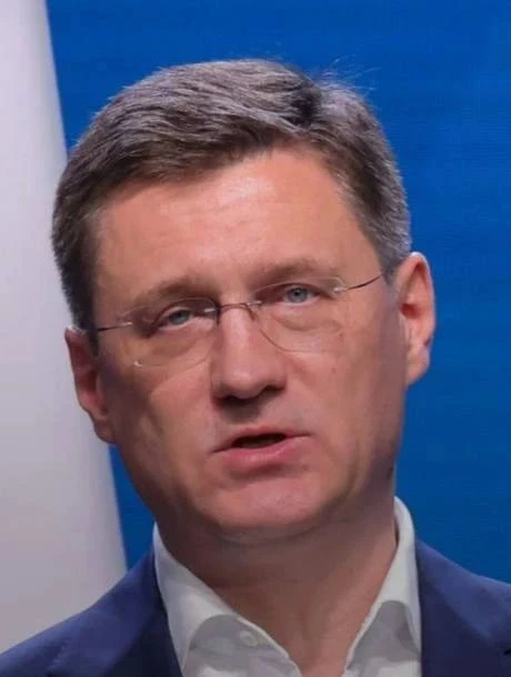 🗣Власти уже не наблюдают ажиотажного спроса на АЗС, который был этим летом — Новак🚗⛽