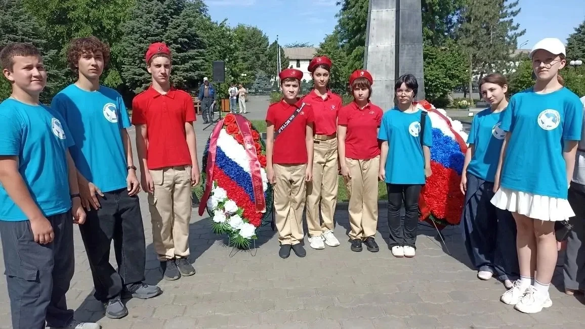 Говорим огромное спасибо гимназистам, наставникам и родителям 7Б и 8Б классов за активное участие на