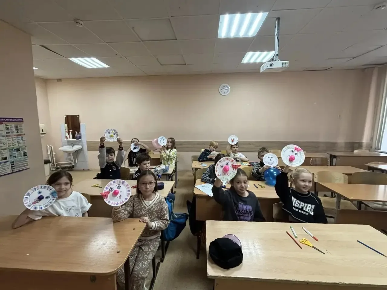 Делимся новостями из пришкольного весеннего лагеря «Шик» в Гимназии № 3 — четвёртый день получился п