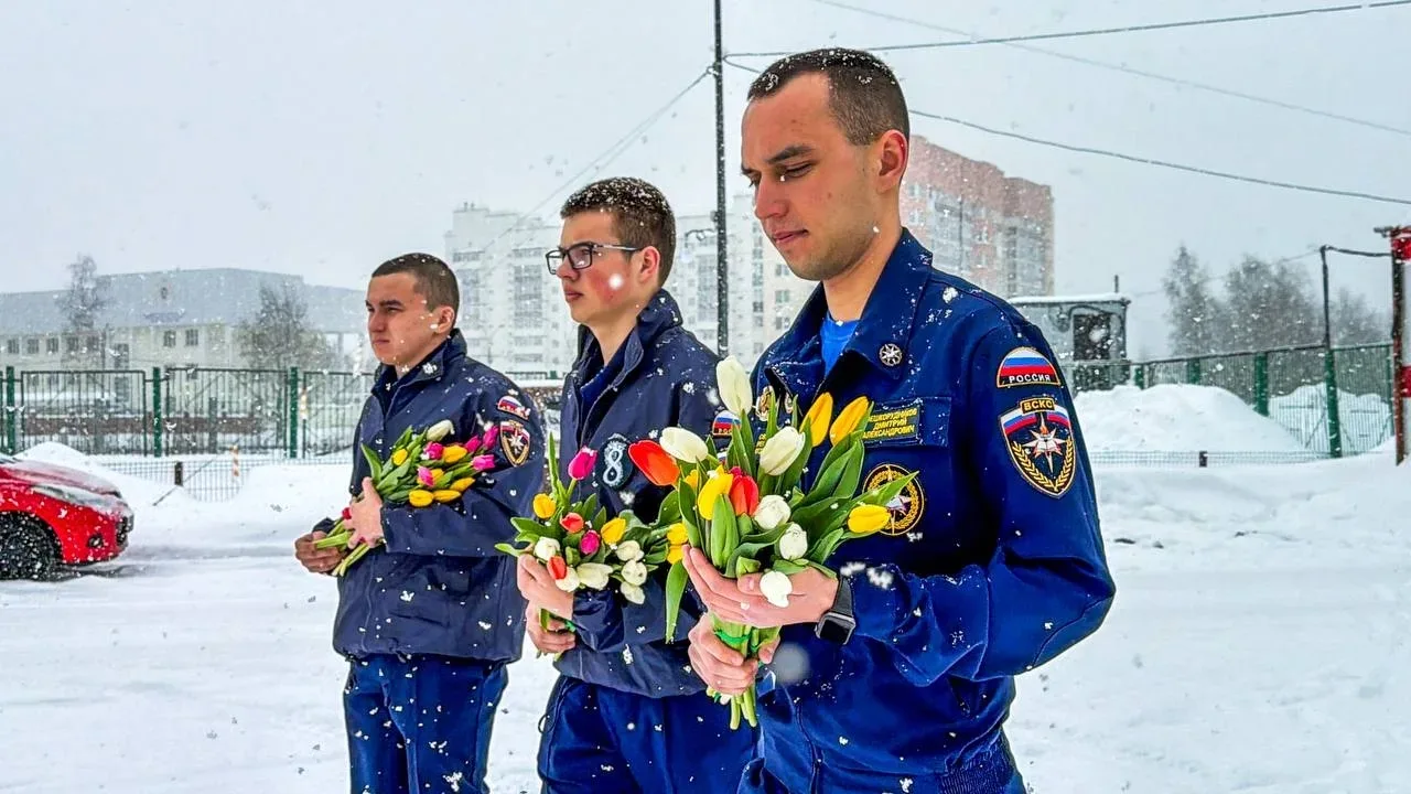 ❤️ Добровольцы Свердловского областного медицинского колледжа, Всероссийского студенческого корпуса 