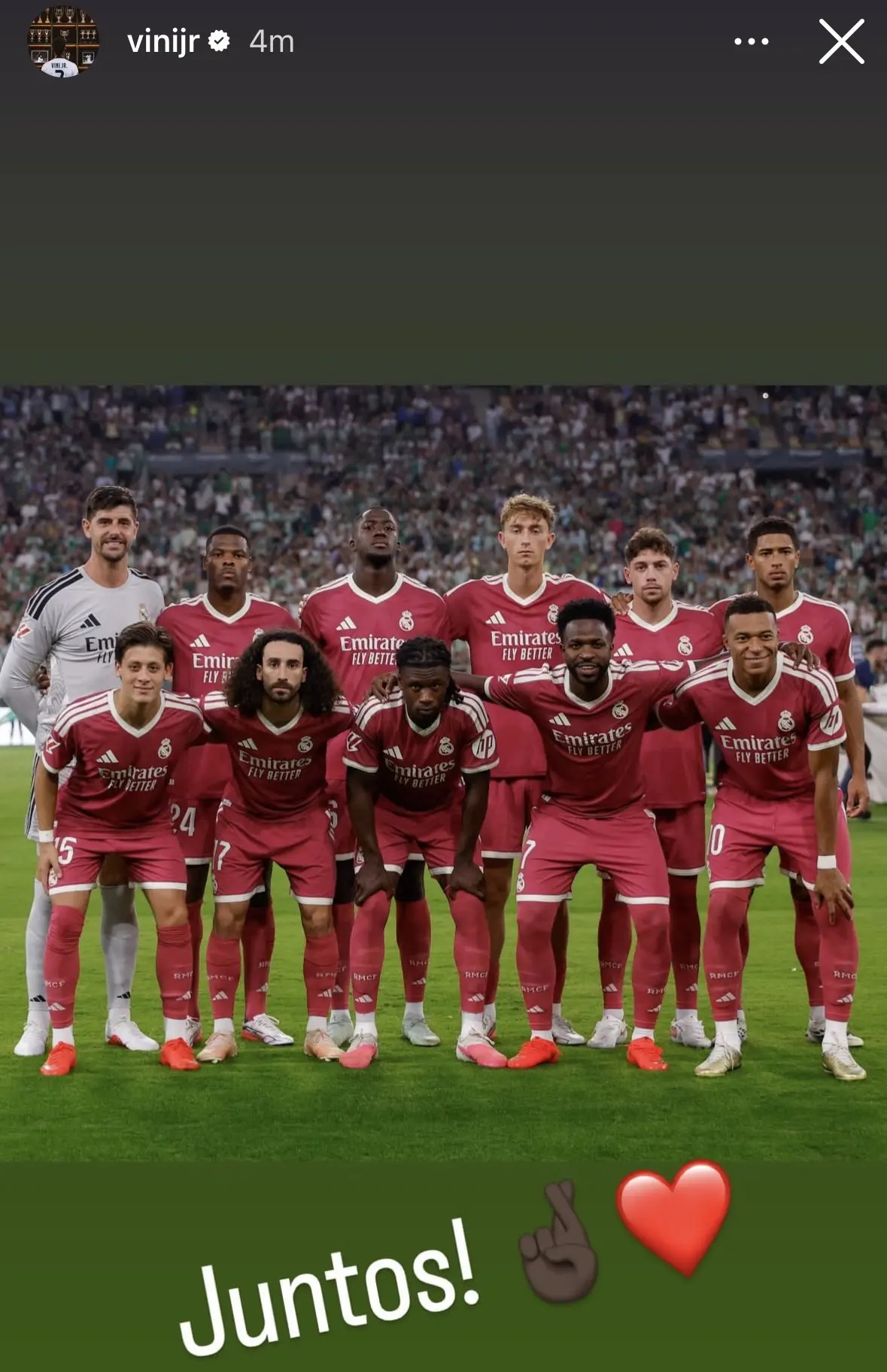 📲 Винисиус: «Едины 🤞🏿❤️»