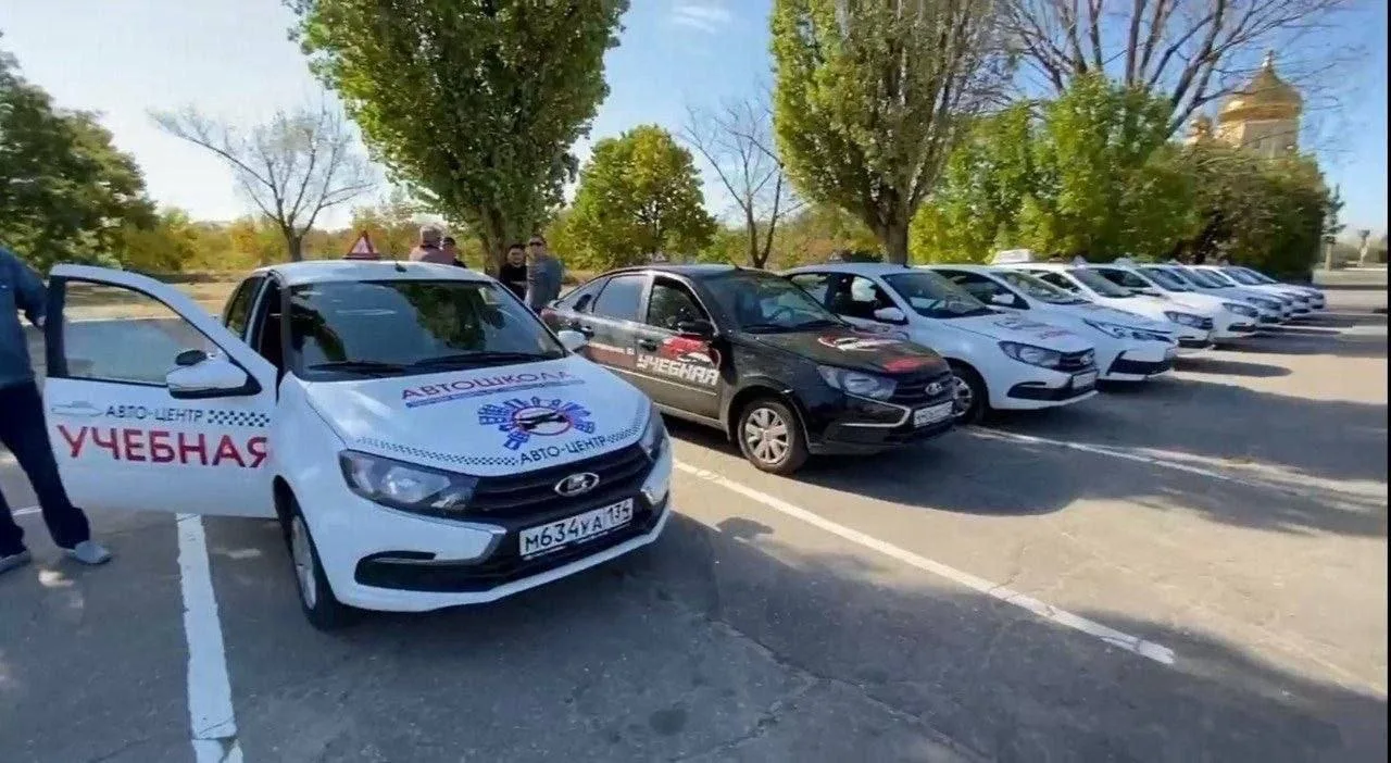 🚦Мечтаете о свободе передвижения? Автошкола "Акцент–Драйв" поможет вам воплотить ее в жизнь!⚠️

🚘�