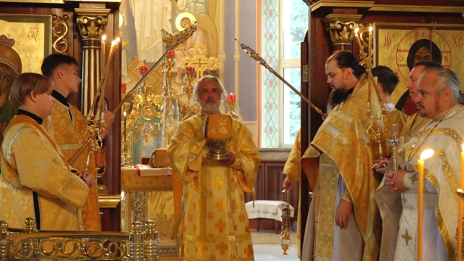 +12 

КРЕСТНЫЙ ХОД СОСТОЯЛСЯ

⛪В день памяти святого равноапостольного князя Владимира и праздновани