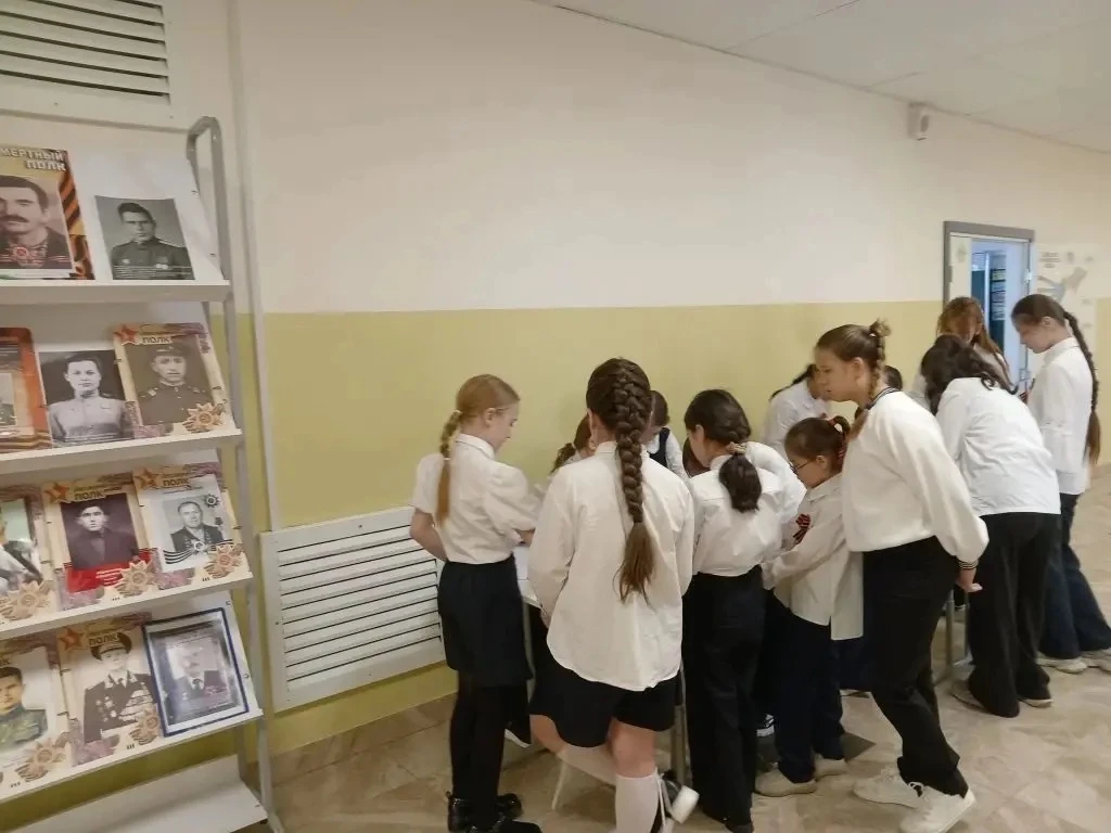 🎨 Не просто раскраска, а история в деталях  В преддверии Дня Победы наши ученики 3 и 4-х классов ста