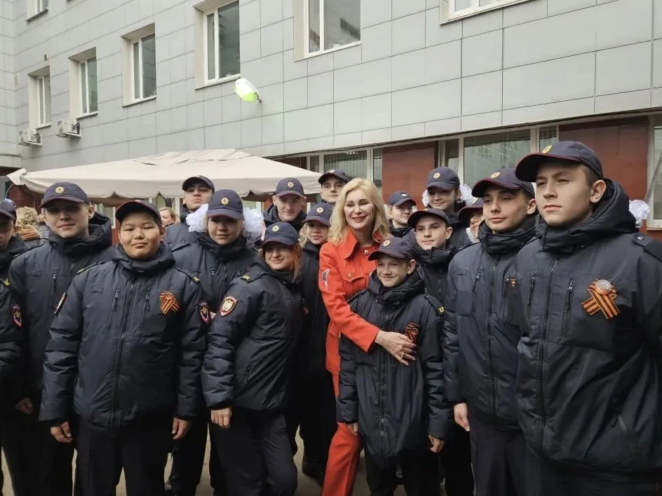 Парад полиции  ✨ Вчера наш 7 «К» кадетский класс полицейского профиля отправился в Управление внутре