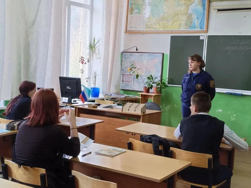 30 апреля в нашей школе прошли беседы по пожарной безопасности.

Инспектор по основной деятельности 