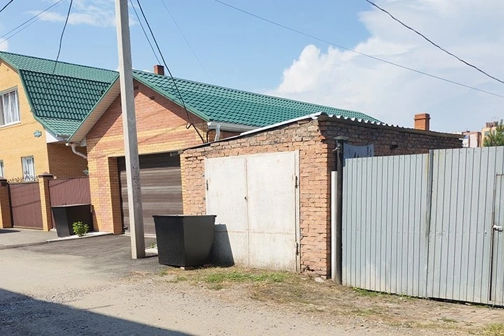 В Абакане начали составлять протоколы за отсутствие мусорных баков 🗑️
