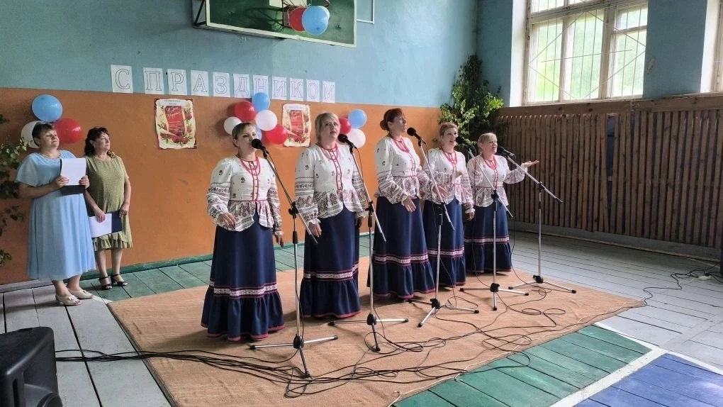 🎉День села прошёл на Ура!!!🎉

6 июня село Родниковые Пруды отпраздновало свой юбилей. С этим событ
