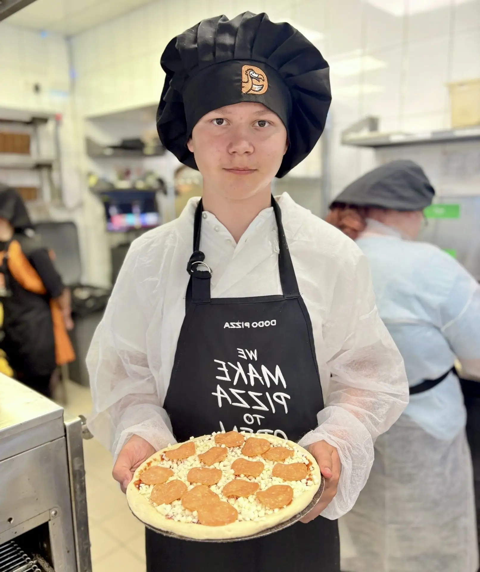 🧑‍🍳🍕Учащиеся школы села Новодмитриевка посетили увлекательный мастер-класс в «Додо Пицце». 

В по