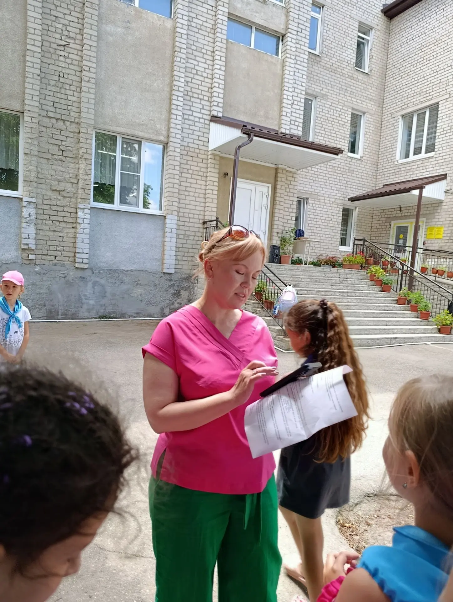 🌟 Сегодня в нашем лагере состоялось незабываемое развлекательное мероприятие — летняя дискотека, ор