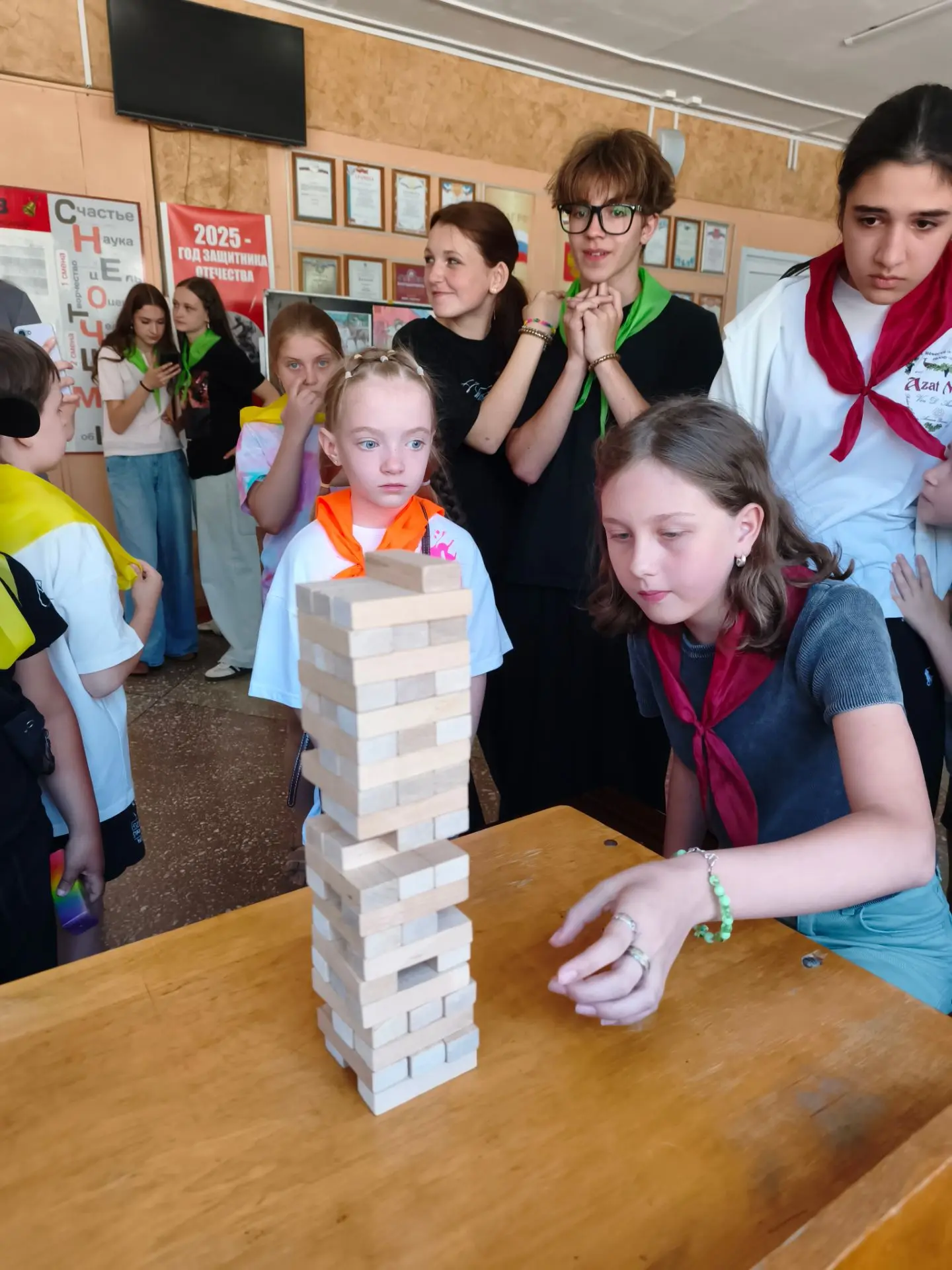 🧱 БИТВА ЗА БАШНЮ: В НАШЕМ ЛАГЕРЕ ПРОШЛИ СОРЕВНОВАНИЯ ПО ДЖЕНГА! 🔥

Сегодня в лагере было по-настоя